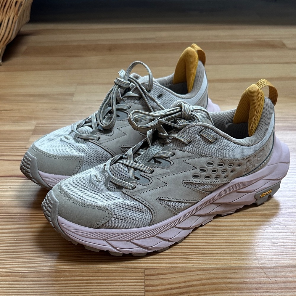 Hoka Anacapa Breeze Low-Women’s! 
Beautiful!
